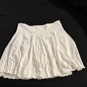OQQ White Pleated Skort